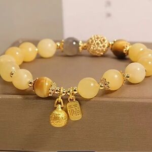 Stylish Resin Bead Bracelet with Brass Pendant - YELLOW
